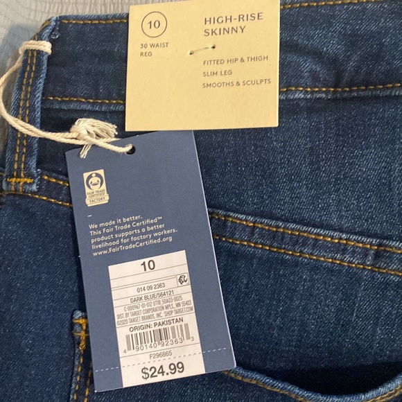 Universal Thread Jeans - Picture 3 of 3